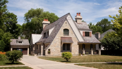 美国20大都市房价两年多来首现下跌