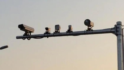 重庆一地交通标志设置不合理，致5814次“被违章”，当地警方：重新设置标志