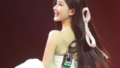 赵露思直播掀桌，流量明星真被资本做局了？