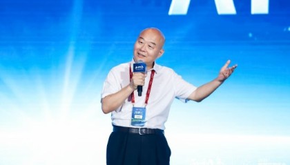 正和岛刘东华谈AI：我更喜欢貌似幻觉的真相，而不太喜欢看似真相的幻觉