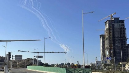 解放军大刀阔斧，台军成缩头乌龟