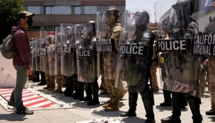 特朗普向洛杉矶增派2000名国民警卫队士兵