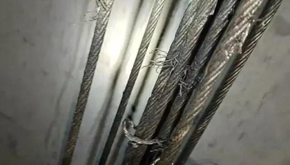 一小区23部电梯钢绳遭人为切割,警方已介入
