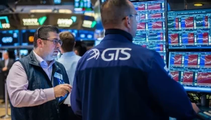 开盘：美股周五低开 以色列袭击伊朗致油价飙升