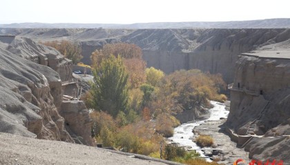 【何以中国·壁画里的中国】榆林窟壁画：古人的生活图鉴“晒”出千年烟火气