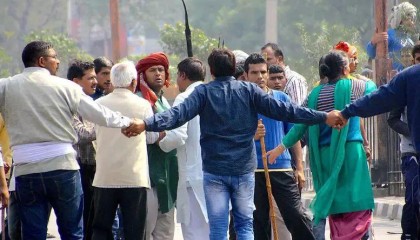 印度低种姓那么苦，为啥不冒充高种姓？