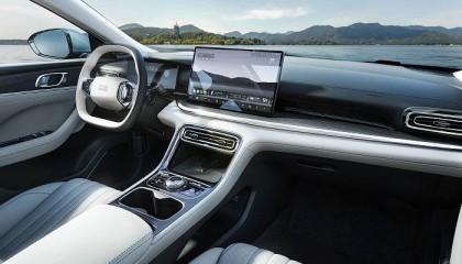 一周新车盘点 | 极氪7X配900V平台 吉利银河星耀6正式上市