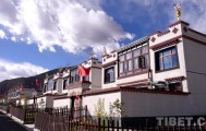 西藏山南：乡村美生活暖