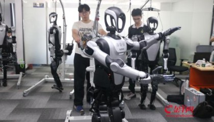 改革开放走在前|能拣货、能调咖!深圳机器人产业迸发新活力