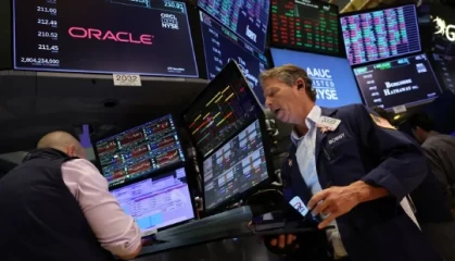 12月12日收盘：美股涨跌不一道指创历史新高 甲骨文拖累纳指收跌