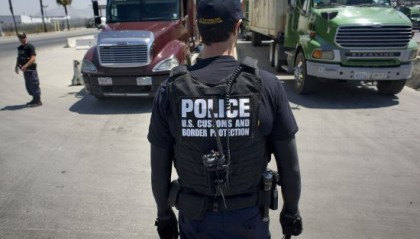 美国准备动用刑事手段打击逃避特朗普关税的企业和个人