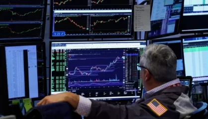 11月12日收盘：道指收高约560点 科技股表现低迷