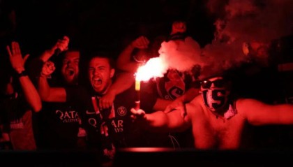 一觉醒来，巴黎又成了战区，原因让人哭笑不得