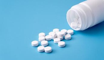 9元能买的药卖86元：“合规”岂能成割韭菜遮羞布