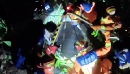 重庆12岁男孩掉入小区10多米深的窨井，被钢筋扎伤不幸去世，当地开展安全隐患排查