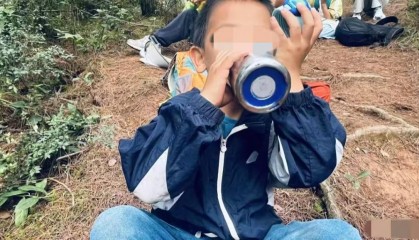 8岁男童在大理苍山参加“独立营”走失，一天一夜后仍在搜寻