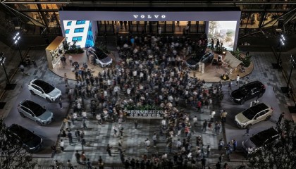 全能超混+领先智能,沃尔沃全新XC70重塑豪华新能源车标杆