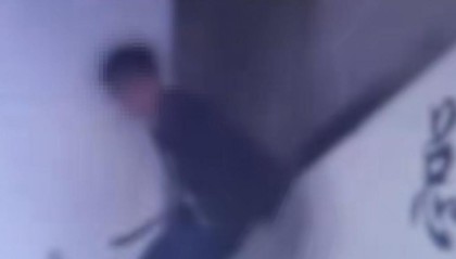 “男子地铁站内当众大便”视频疯传，南宁轨交：正在排查是否内部监控外传