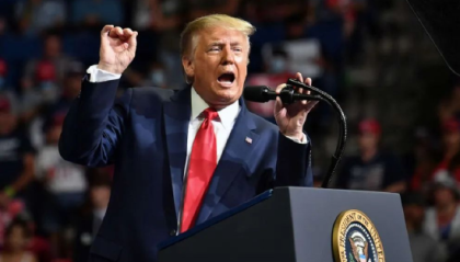 特朗普关税由谁买单 美国消费者和企业首当其冲