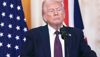 赵少康爆台湾被课32％关税，台行政机构忙辟谣…