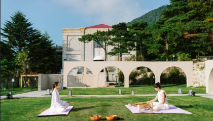 跳出内卷怪圈，华住瞄准新消费高端局