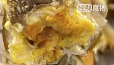 浙大食堂8.8元一只的螃蟹引热议，工作人员回应
